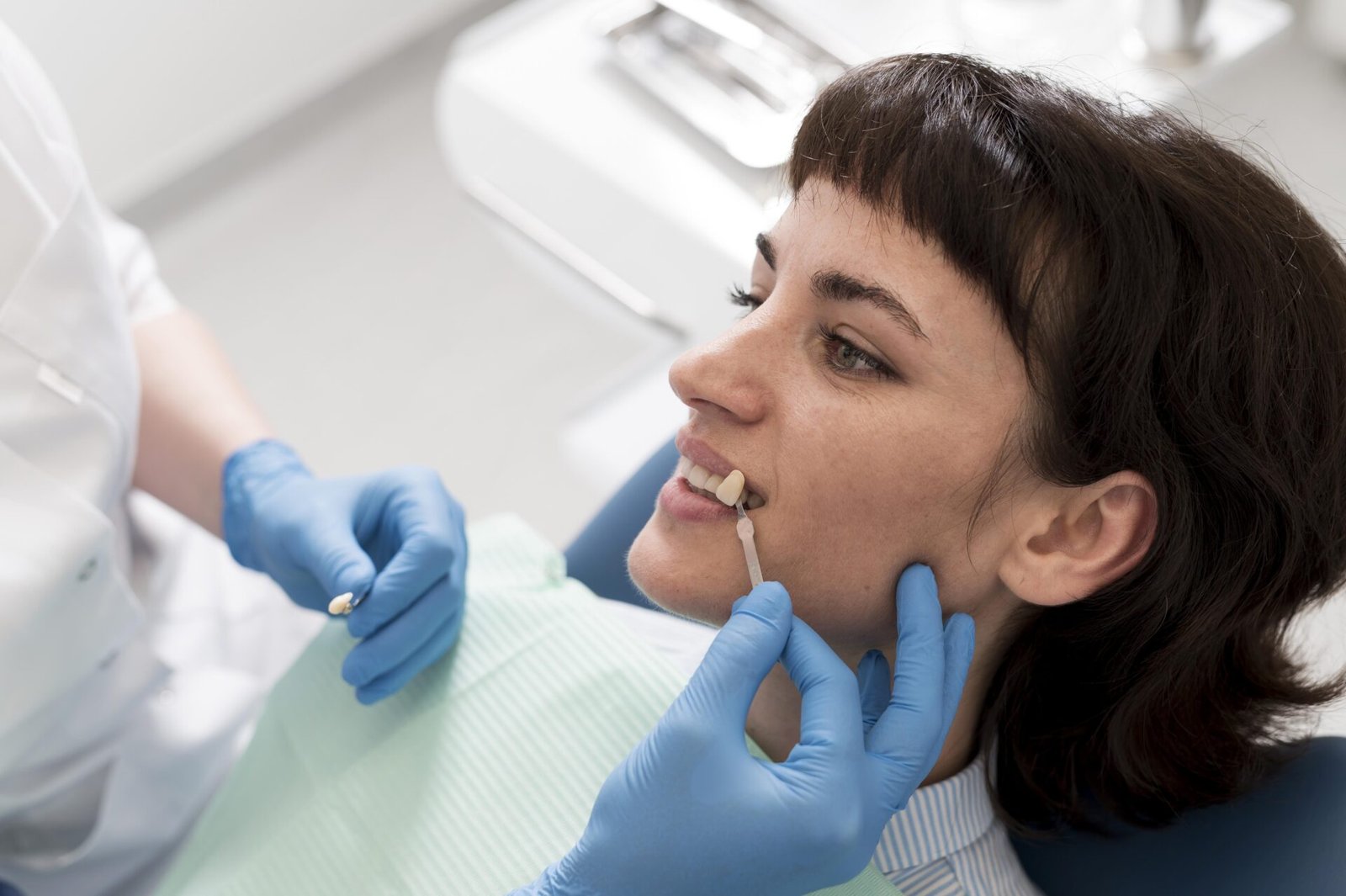 Find Dental veneers at Best Dental Clinic in Wakad